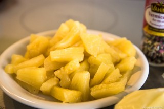 les-recettes-de-june-crevettes-sautees-aux-ananas-02_mini